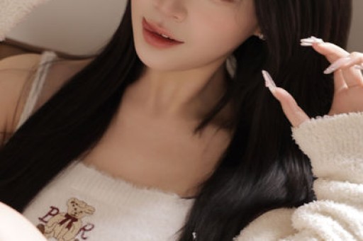杨洋张彬彬聚餐喝醉踉跄走路 凌晨发动态自嘲一杯倒