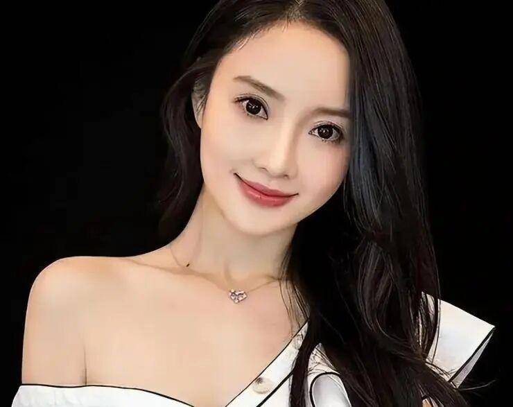李小璐婚姻事业双毁,女儿甜馨承受最重代价