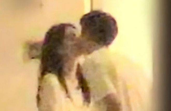继董洁王大治摸后内娱再现不拉窗帘名场面生理性反应明显