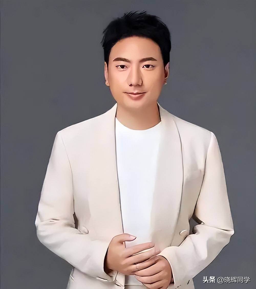 7月连爆4个瓜:出轨艳照无视央媒,个个离谱