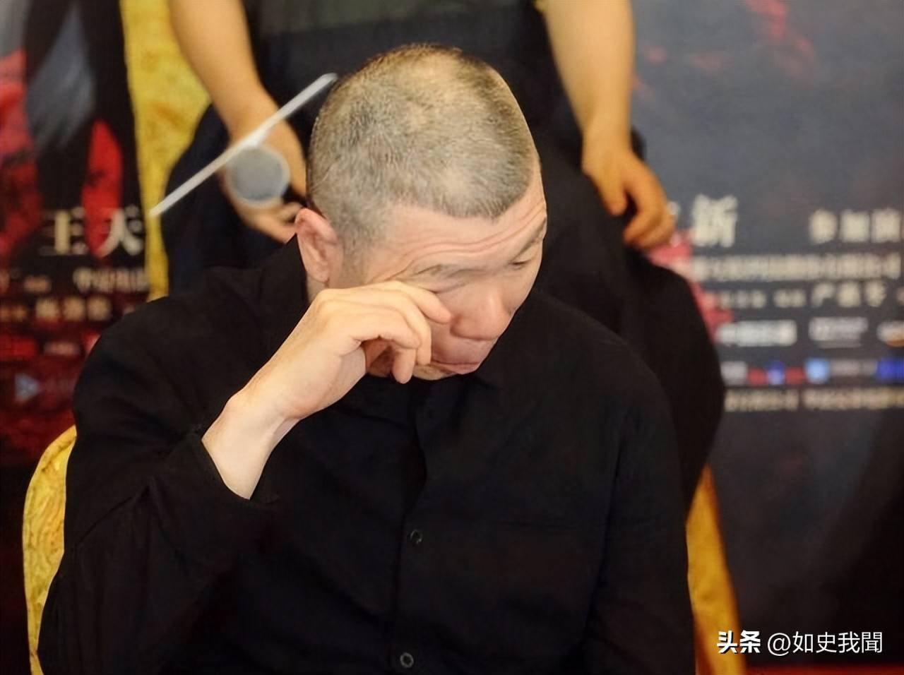 冯小刚懵了,韩红引火烧身,票房争议越闹越大