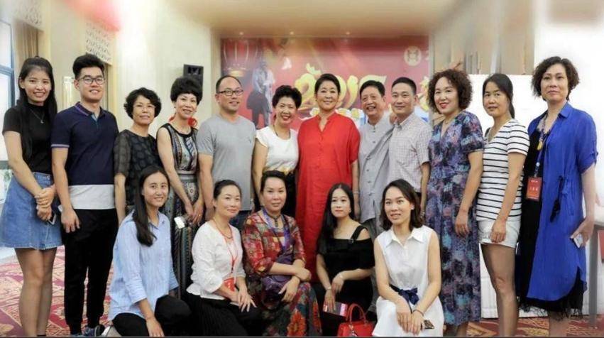 倪萍屡犯大错害人害己,这次再多名利也救不了!